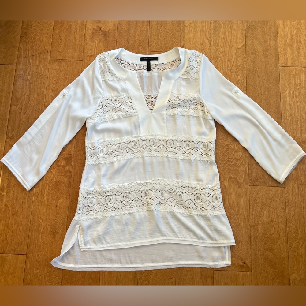 🧁 BCBGMAXAZRIA 🧁 White Lace 3/4 Sleeve Blouse - Picture 2 of 4